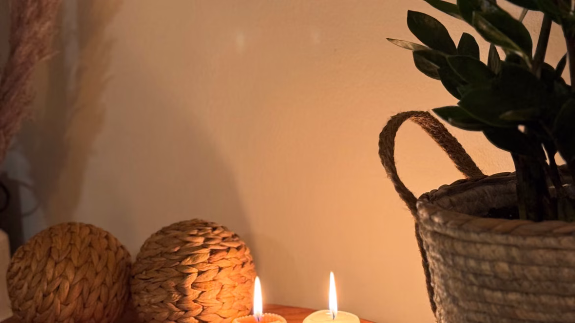 Créer une ambiance zen dans votre salon : 6 principes