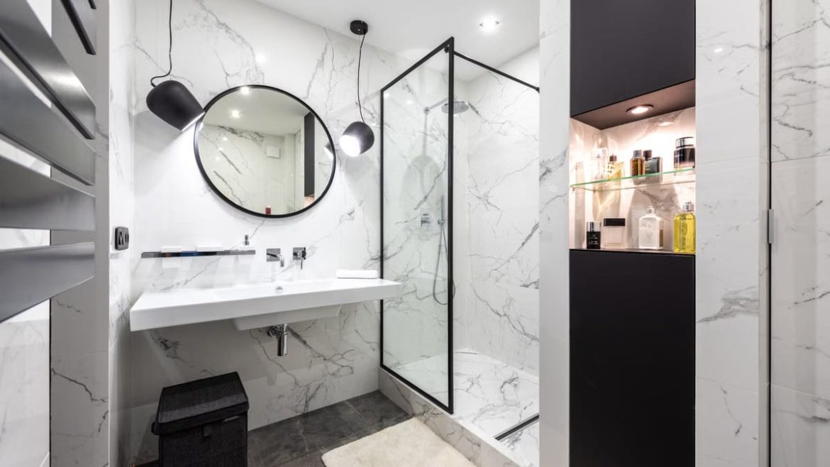 7 astuces pour aménager une petite salle de bain sans sacrifice
