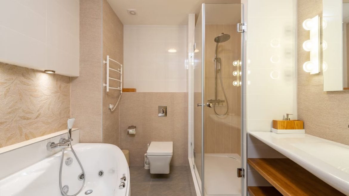 Rénover sa salle de bain avec 2000€ : le guide complet