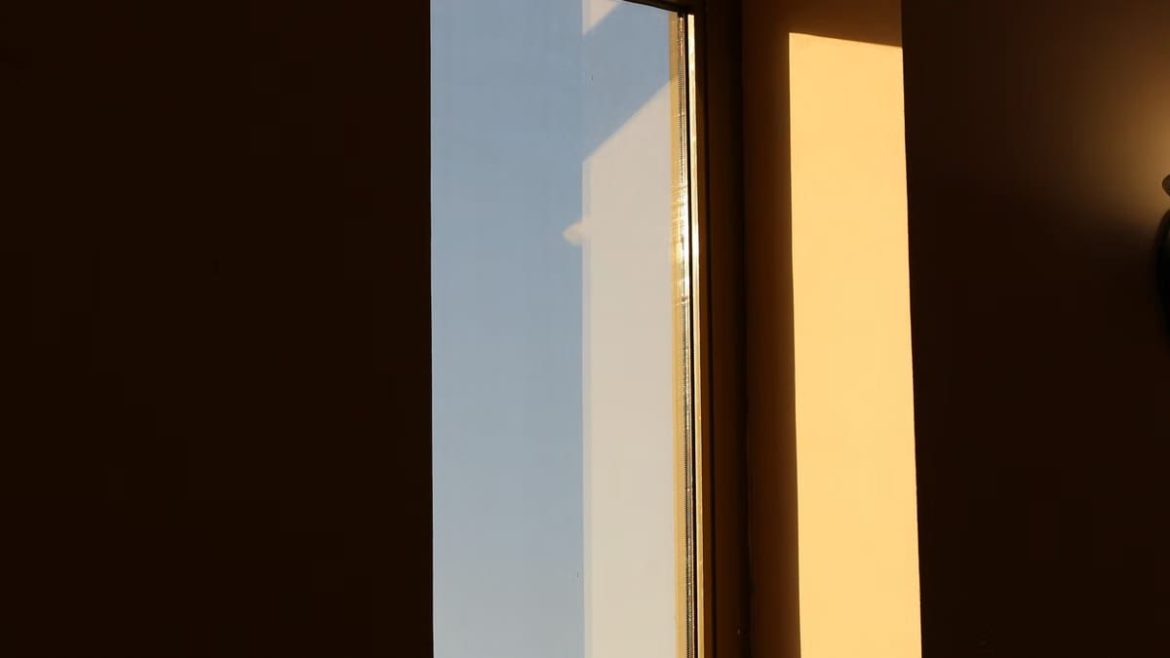 Optimiser l'éclairage naturel : stratégies pour transformer votre intérieur